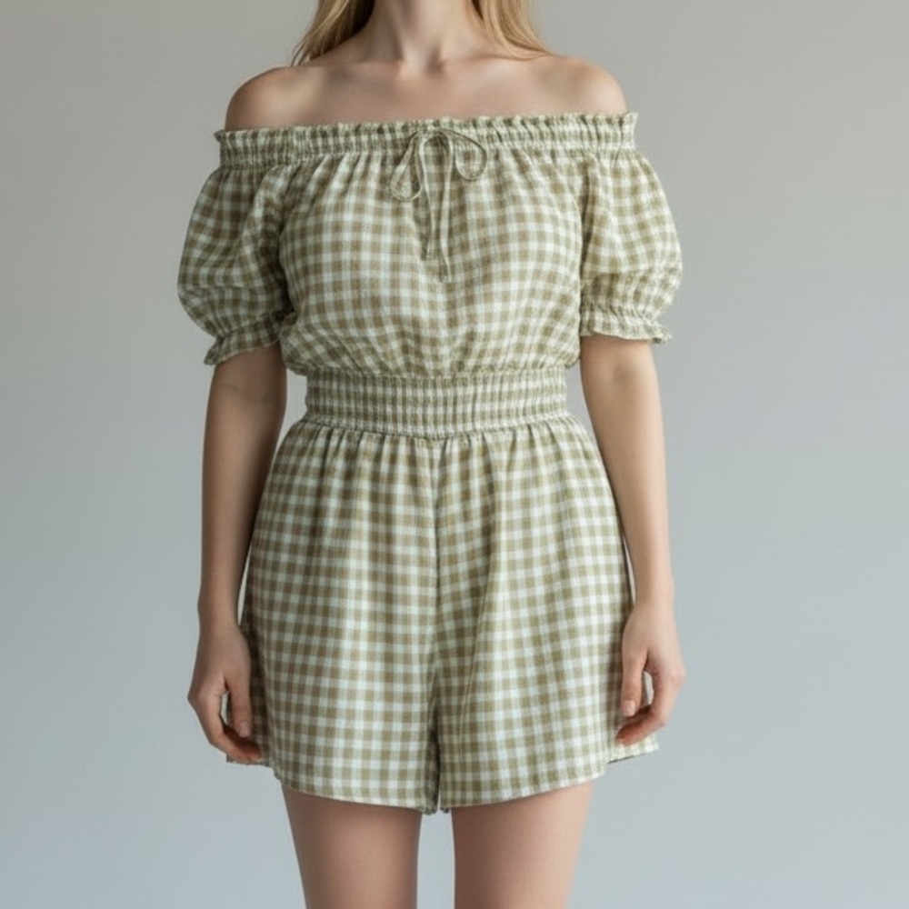 American Eagle Gingham Romper XS Petite Green Puff Sleeve Cottagecore Smocked